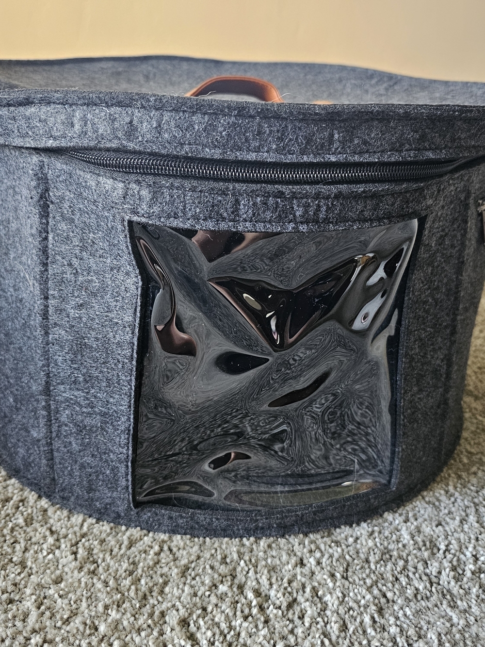 Soft Side Hat Carrier-Grey